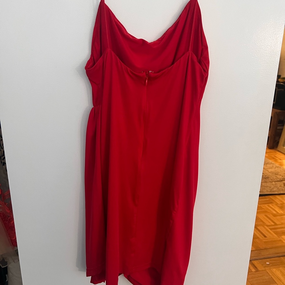 Superdown Rouched Red Dress - Picture 4 of 4